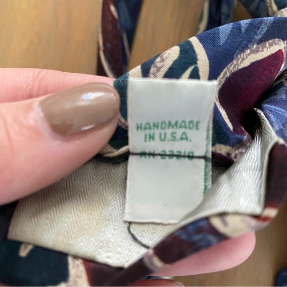 Men's Blue Floral Patterned X'Andrini Silk Italian Tie - Picture 10 of 10